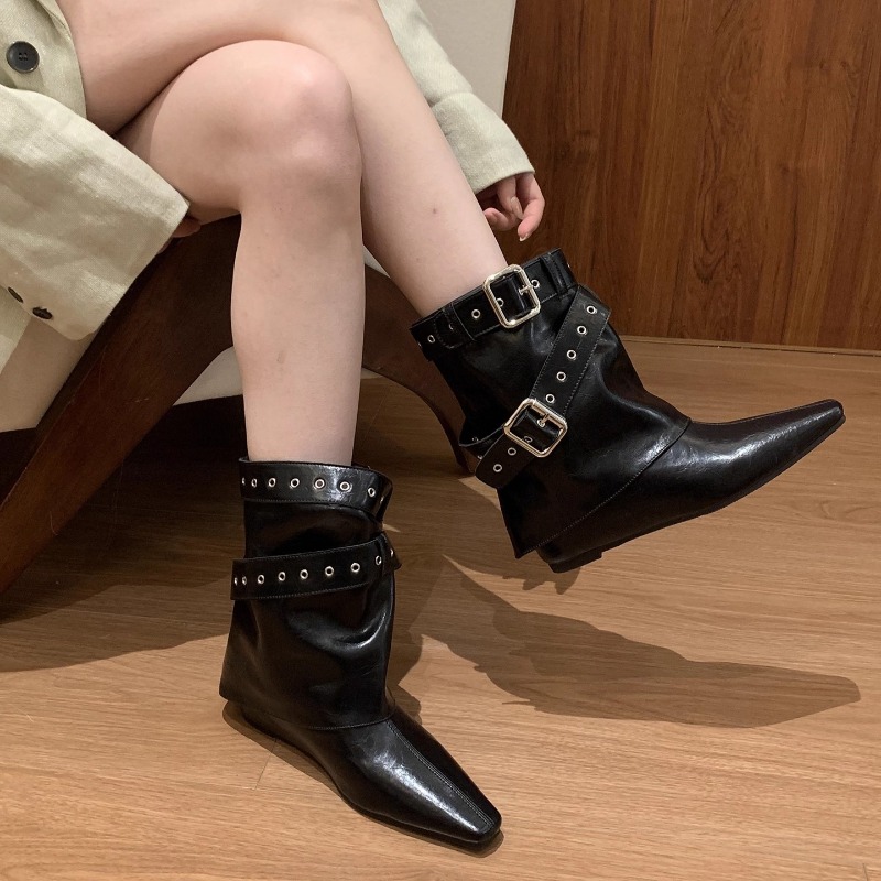 Сапоги на низком каблуке с пря – обзор и цена Soft Sole Booties