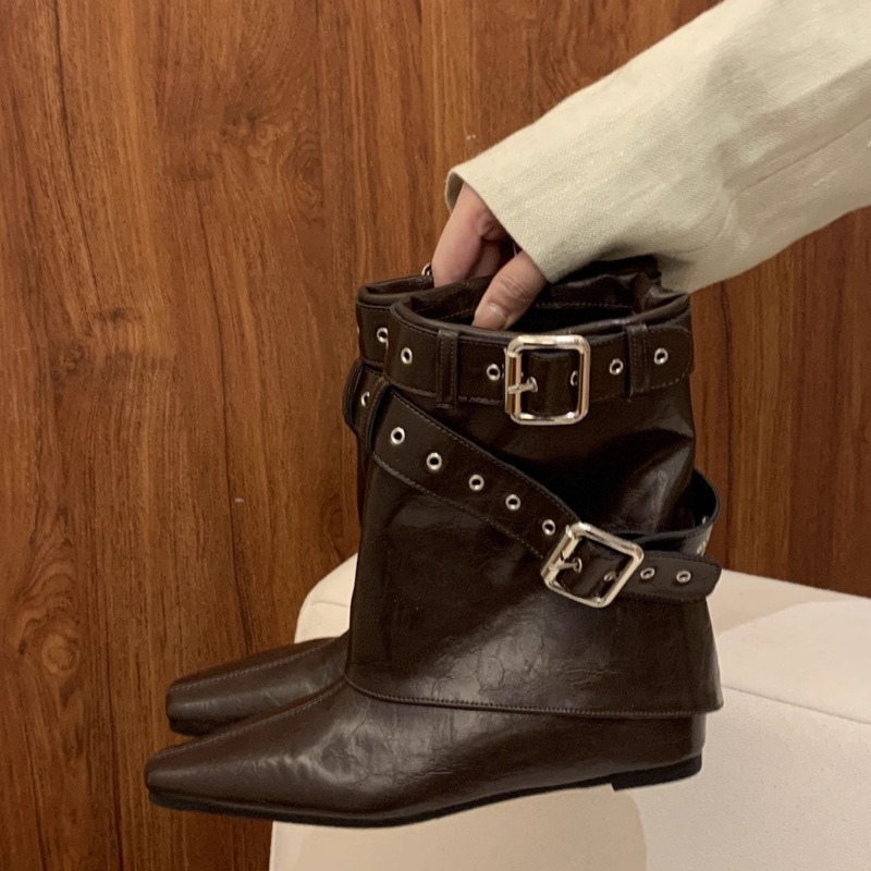 Сапоги на низком каблуке с пря – обзор и цена Soft Sole Booties
